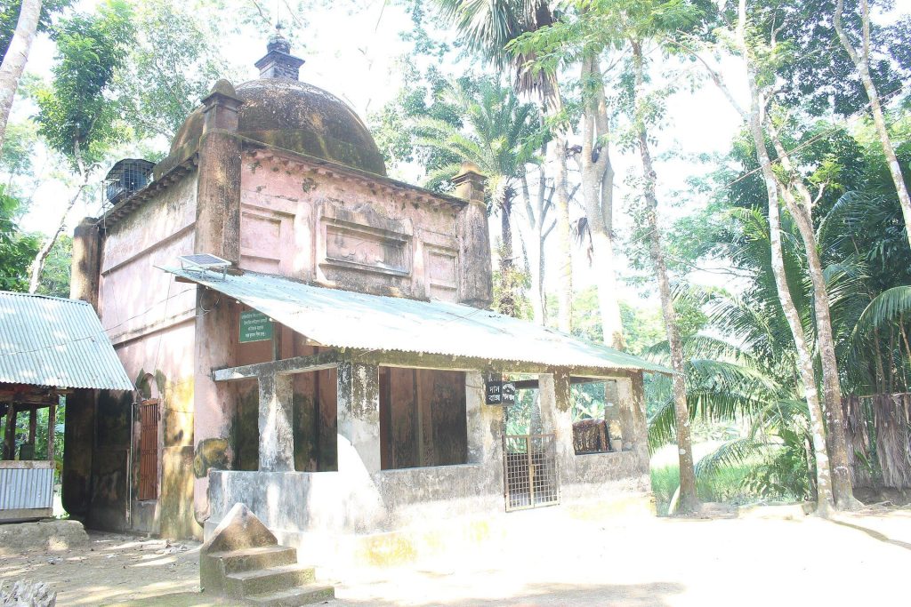 Galua Paka Mosque: A Historic Sunni Mosque in Bangladesh 1 Galua Paka Mosque