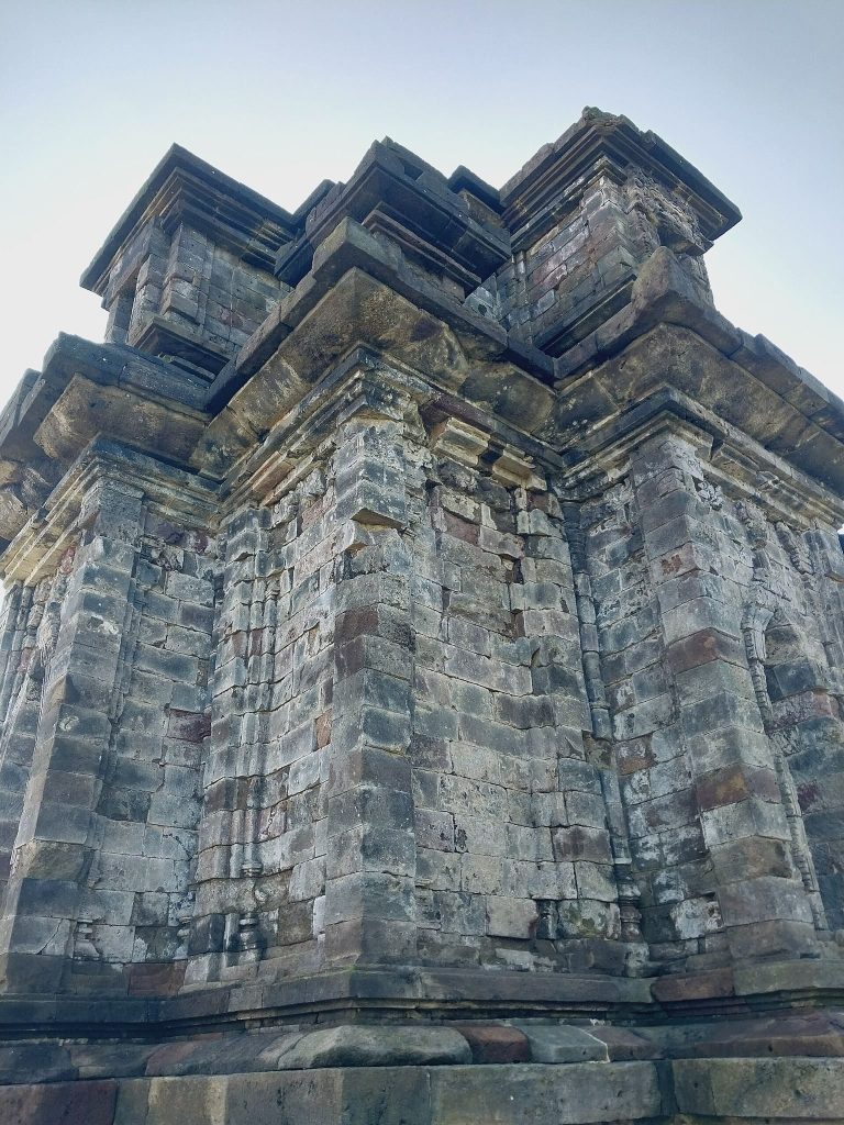 Candi Dwarawati: A Shaivite Hindu Temple on Java’s Dieng Plateau 2 Candi Dwarawati