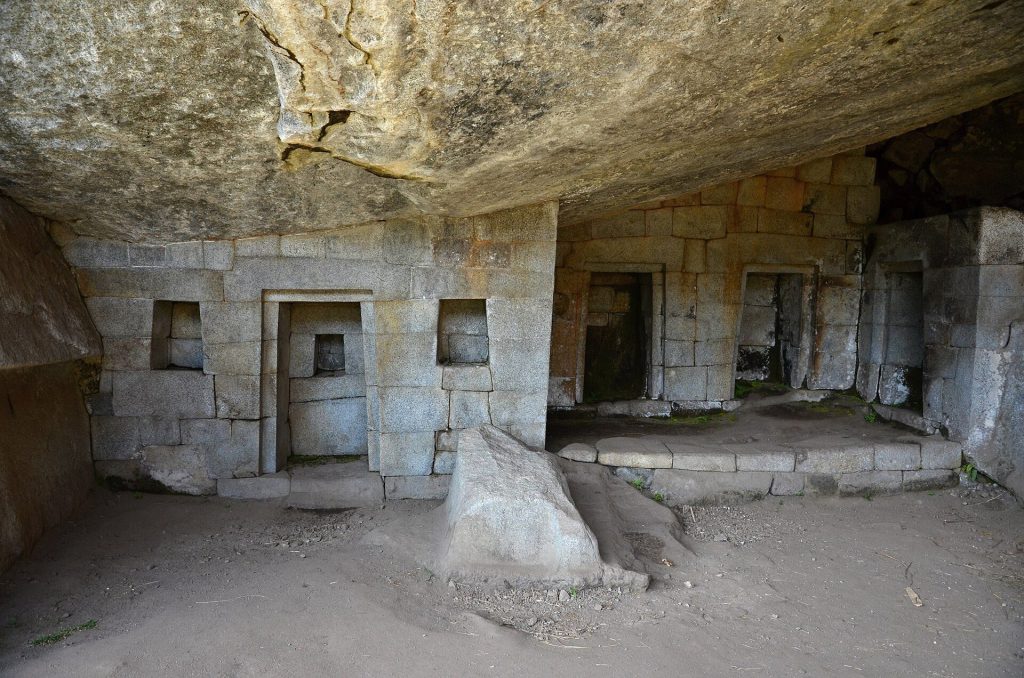 Temple of the Moon: An Inca Ceremonial Temple on Huayna Picchu 4 Temple of the Moon