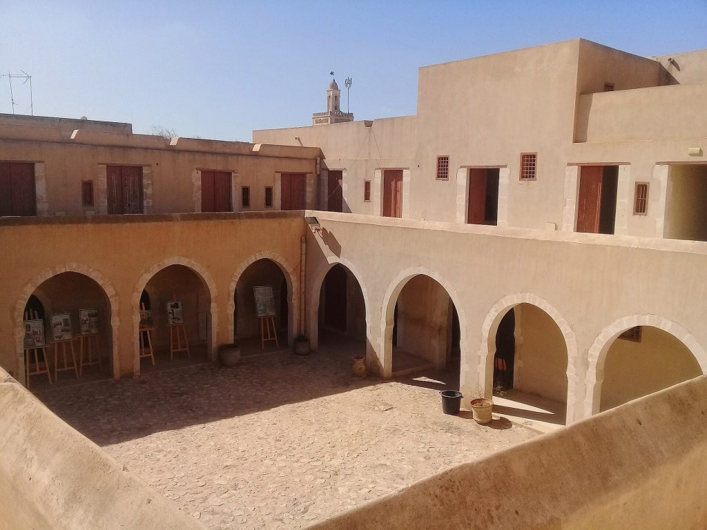 Fondouk El Haddadine: A Medieval Lodging and Commercial Building in Sfax 1 Fondouk El Haddadine