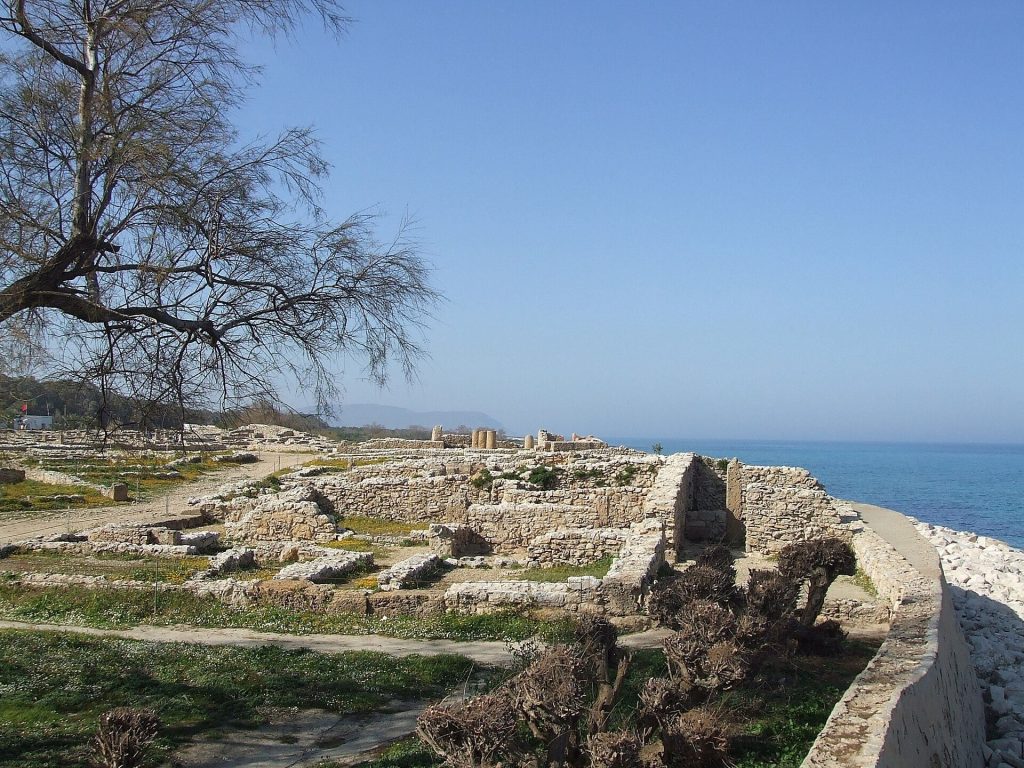 Necropolis of Kerkouane: A Punic Cemetery in Tunisia 1 necropolis of Kerkouane