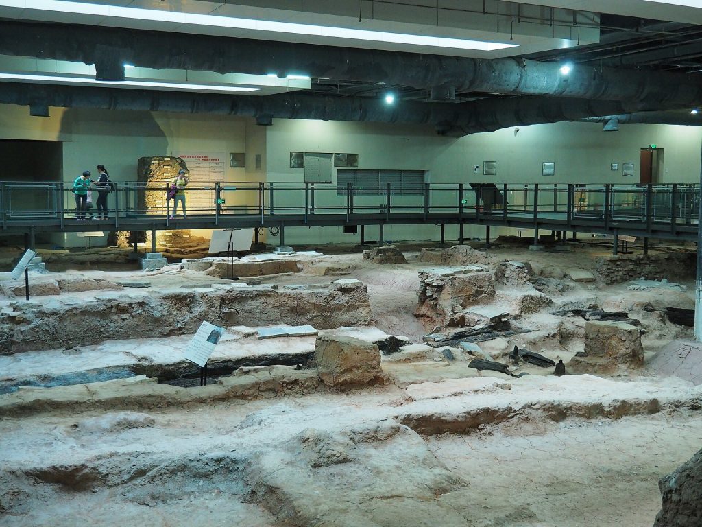 Site of Nanyue Kingdom Palace: Royal Complex of Ancient Panyu 1 Site of Nanyue Kingdom Palace