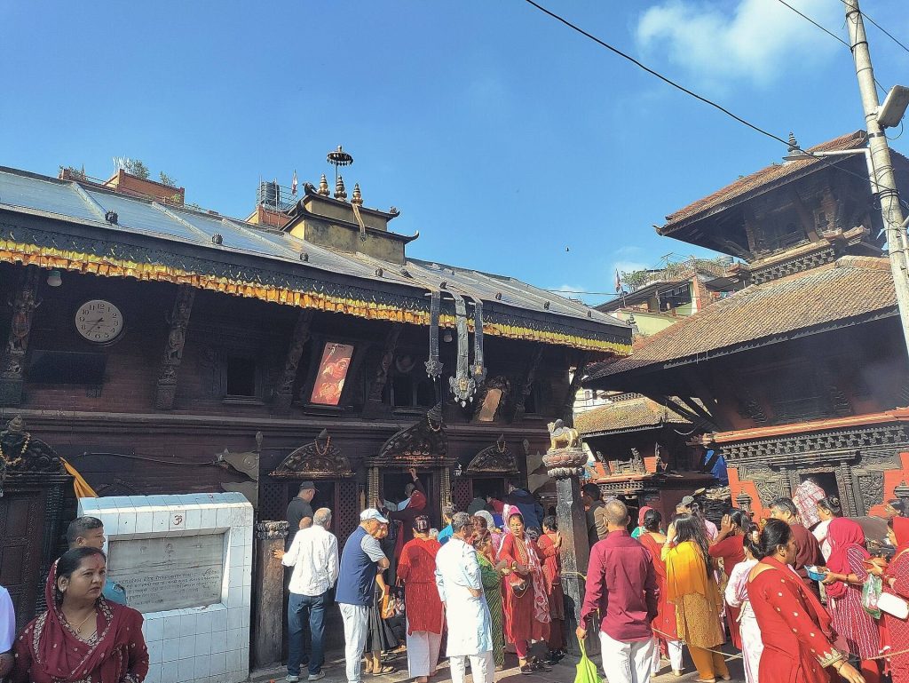Kumbheshwar Temple: A Five-Storey Shiva Temple in Patan 2 Kumbheshwar Temple