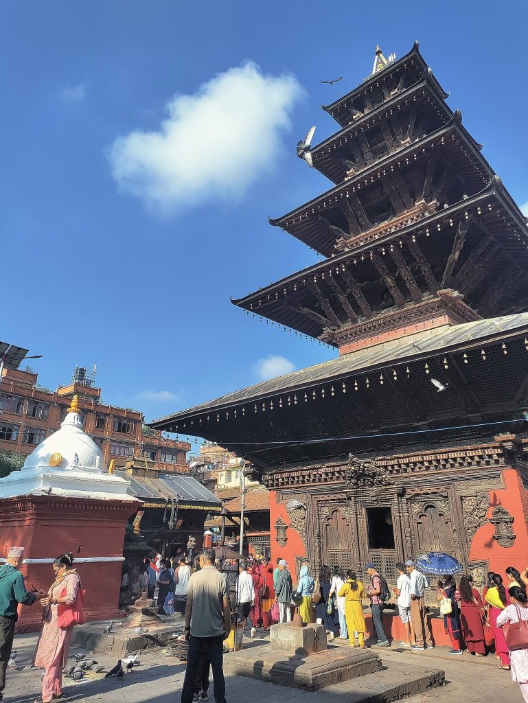 Kumbheshwar Temple: A Five-Storey Shiva Temple in Patan 4 Kumbheshwar Temple