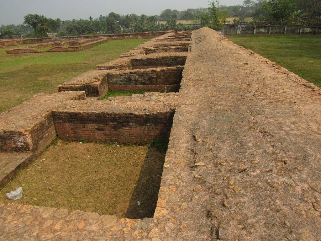 Lotikot Mura: A Buddhist Monastery Site in Bangladesh 4 Lotikot Mura