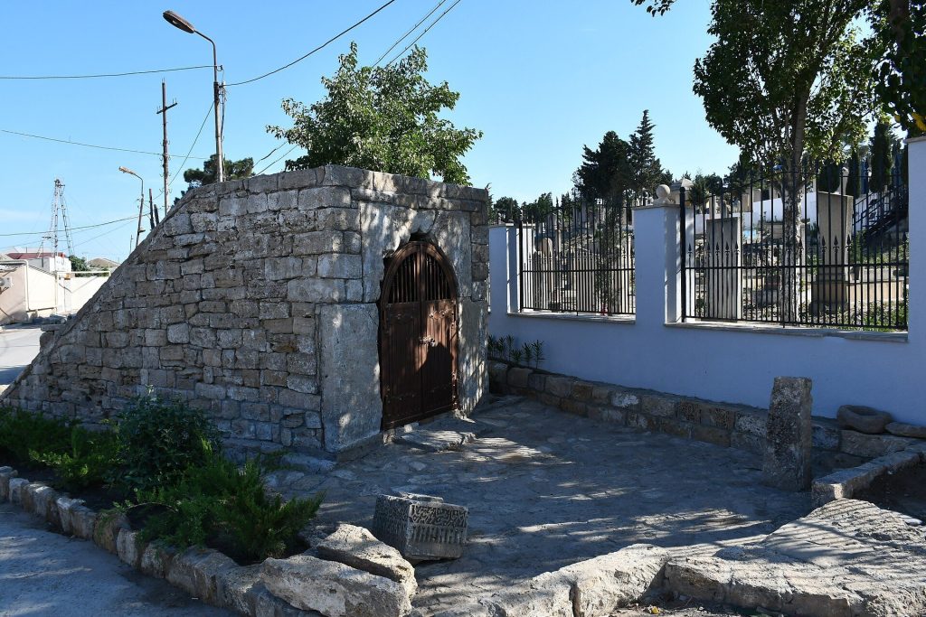 Ovdan: A Fourteenth-Century Underground Water Reservoir in Baku 2 Ovdan