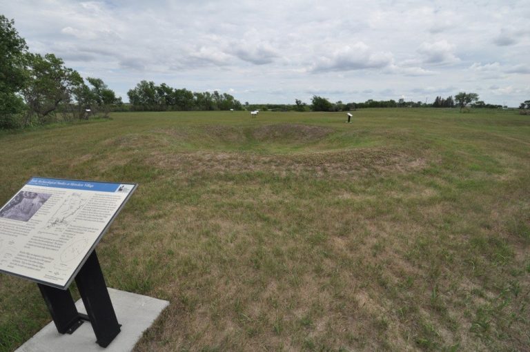 Menoken Indian Village Site: A Prehistoric Fortified Settlement in North Dakota