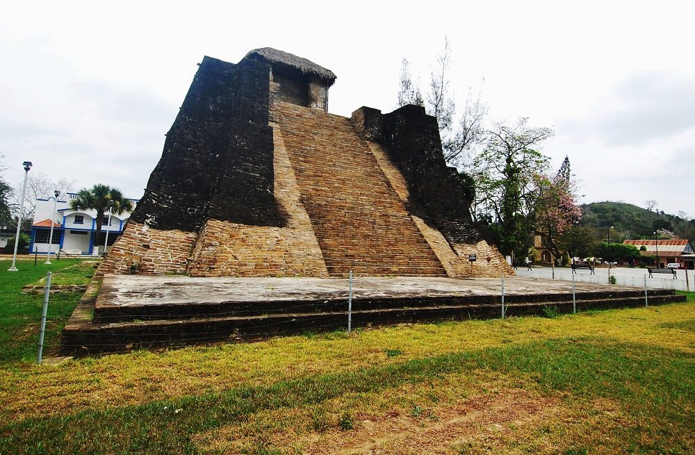 Castillo de Teayo: A Huastec-Mesoamerican Archaeological Site in Veracruz 2 Castillo de Teayo
