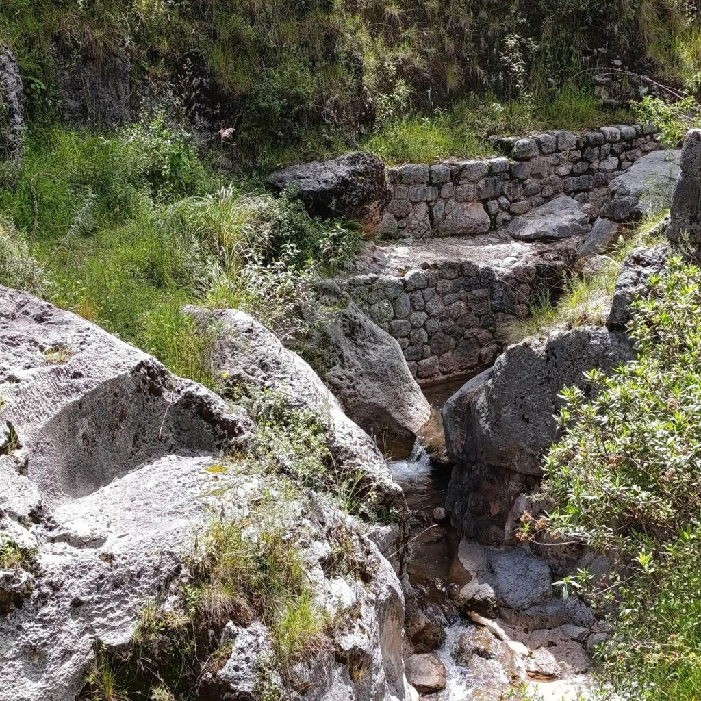 Siete Bateas: An Inca Hydraulic and Ceremonial Site in Peru 2 Siete bateas