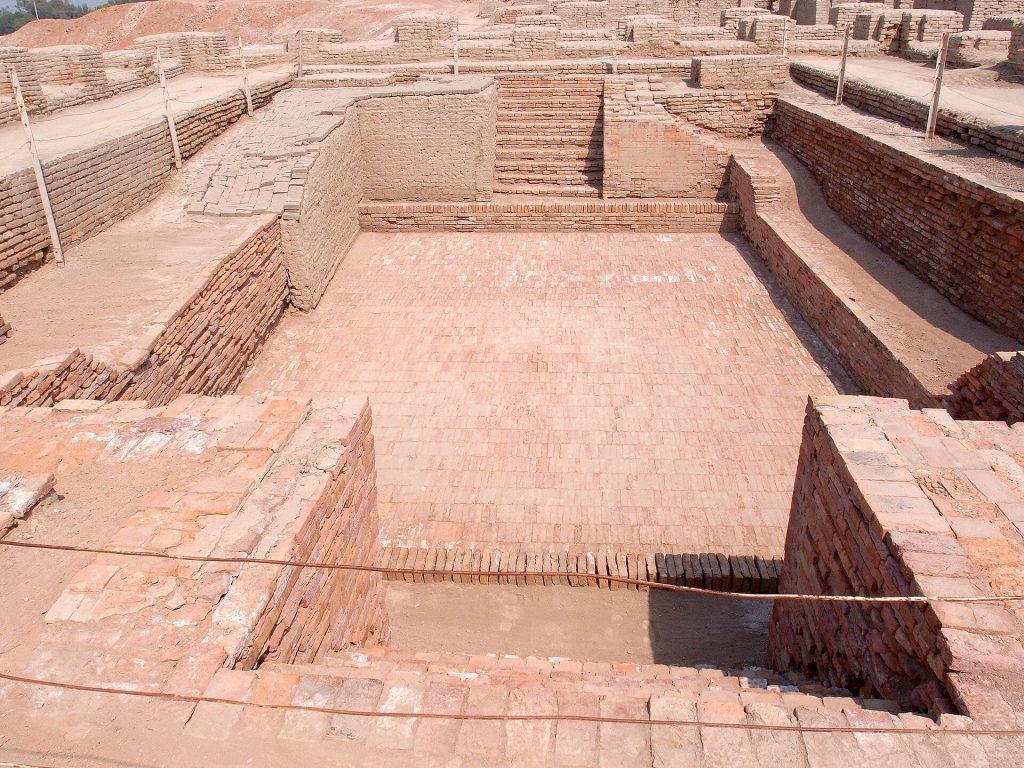 Great Bath, Mohenjo-daro: A Harappan Ceremonial Tank 2 Great Bath, Mohenjo-daro