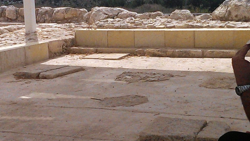 Um el Umdan: A Jewish Archaeological Village near Modi'in 1 Um el Umdan
