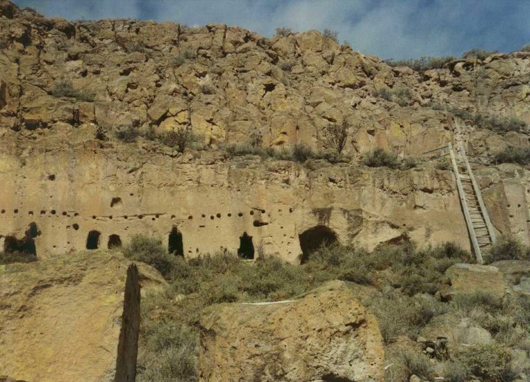 Puye Cliff Dwellings: An Ancestral Pueblo Settlement in New Mexico