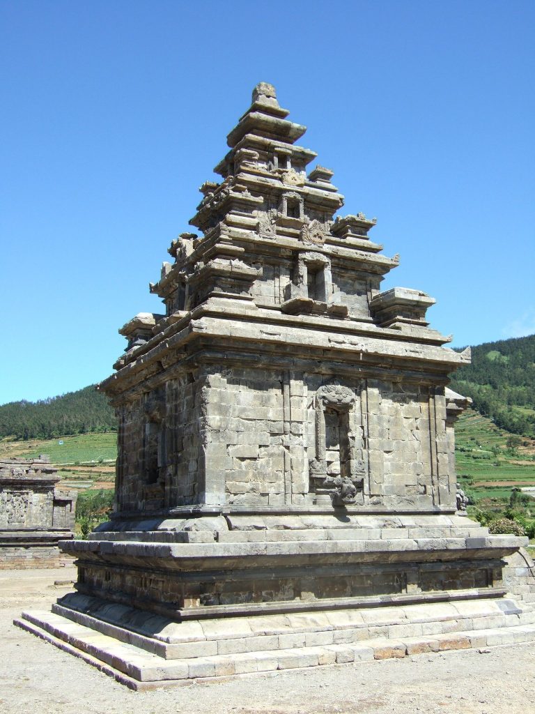 Arjuna Temple: An Eighth-Century Hindu Temple on the Dieng Plateau 1 Arjuna Temple