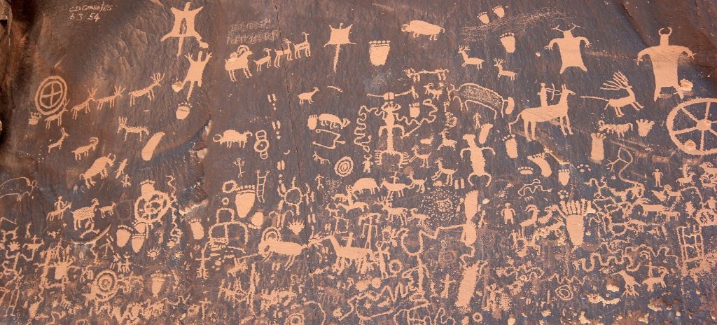 Newspaper Rock State Historic Monument: A Major Rock-Art Panel in Utah 3 Newspaper Rock State Historic Monument