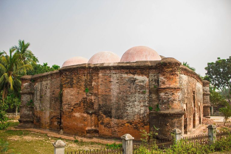 Mosjidkur Mosque: A Bengal Sultanate-Period Mosque in Bangladesh