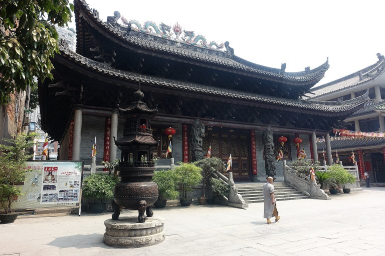 Hualin Temple: A Historic Buddhist Temple in Guangzhou