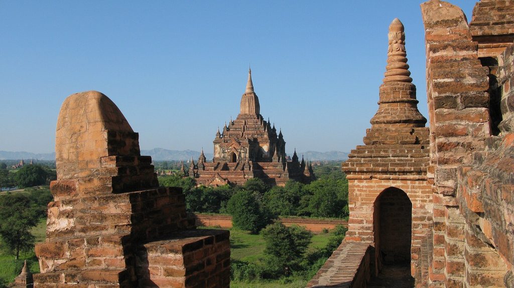 Htilominlo Temple: A Theravada Buddhist Temple at Bagan 2 Htilominlo Temple
