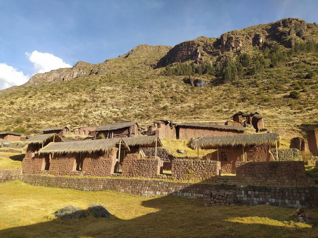 Huchuy Qosqo: An Inca Royal Estate in Peru 2 Huchuy Qosqo
