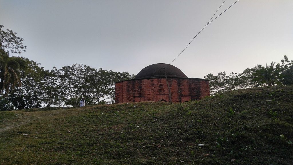 Bibi Chini Mosque: A Mughal-Era Mosque in Bangladesh 2 Bibi Chini Mosque