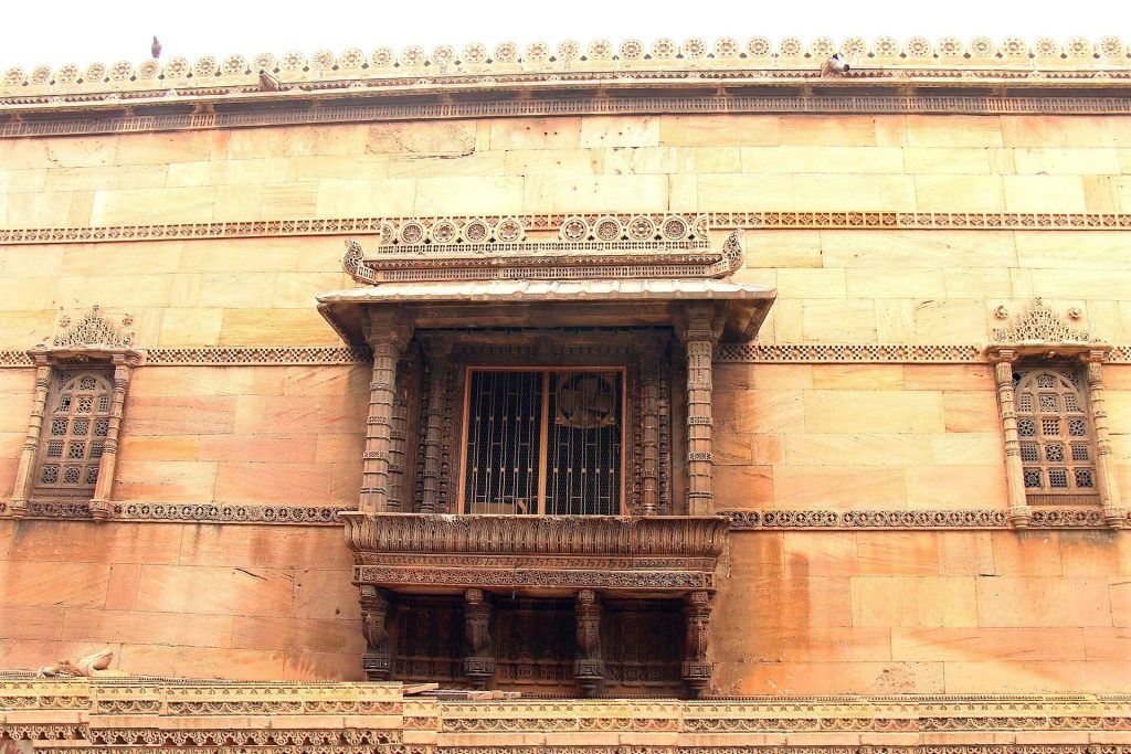 Rani Rupamati's Mosque: A Medieval Mosque and Dargah Complex in Ahmedabad 2 Rani Rupamati's Mosque