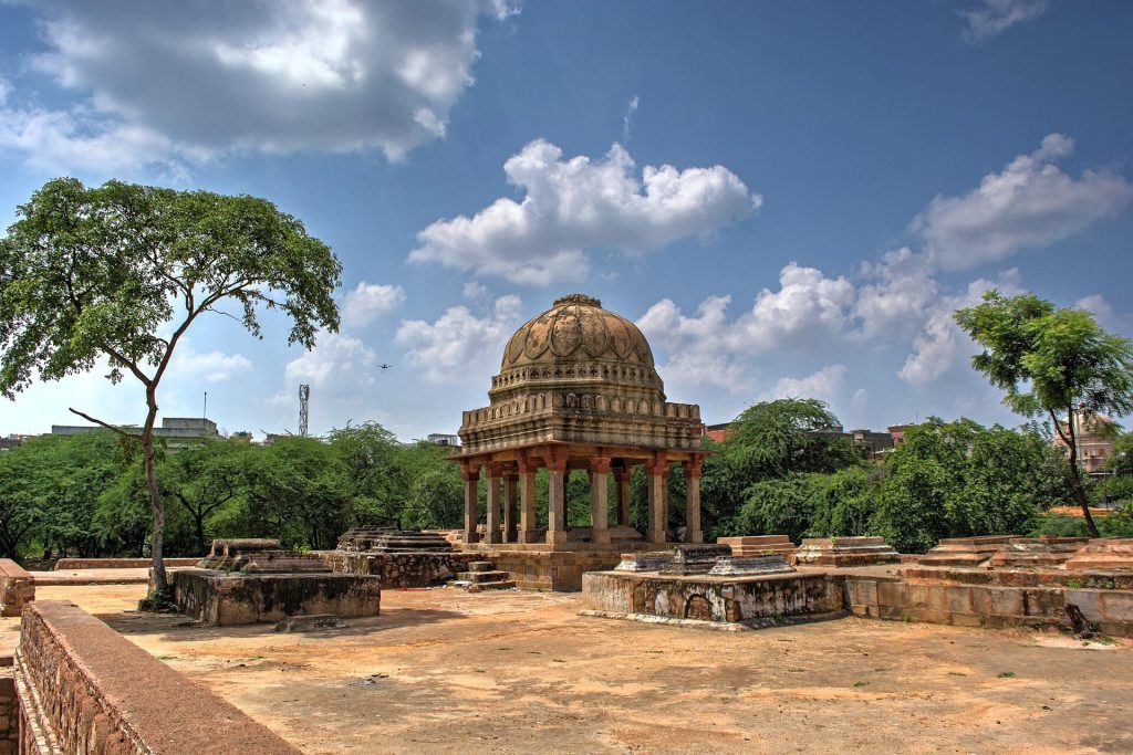 Mehrauli Archaeological Park: An Archaeological Area of Historic Delhi 5 Mehrauli Archaeological Park