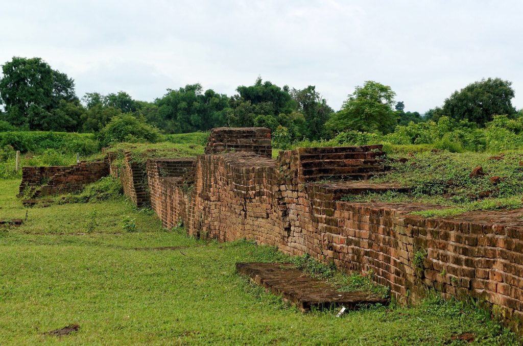 Pyu Ancient Cities: Early Buddhist Urban Centers in Myanmar 3 Pyu Ancient Cities