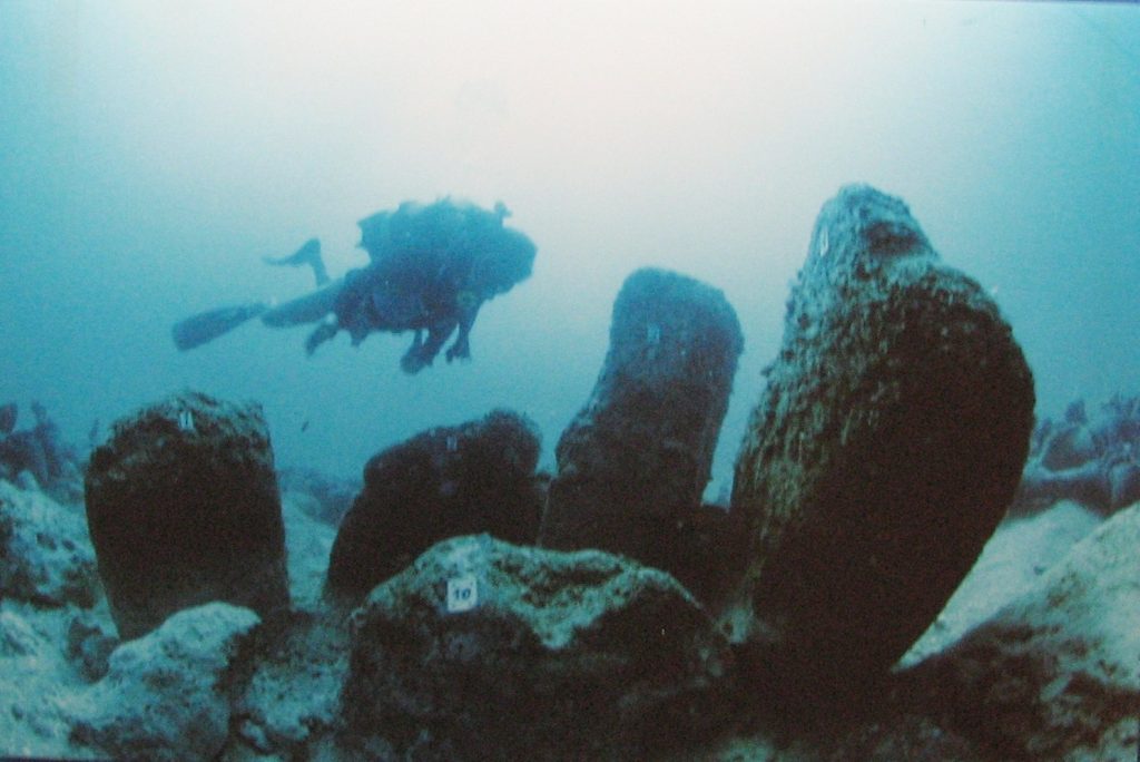 Ancient Atlit: A Phoenician Settlement and Harbour Site in Israel 2 Ancient Atlit