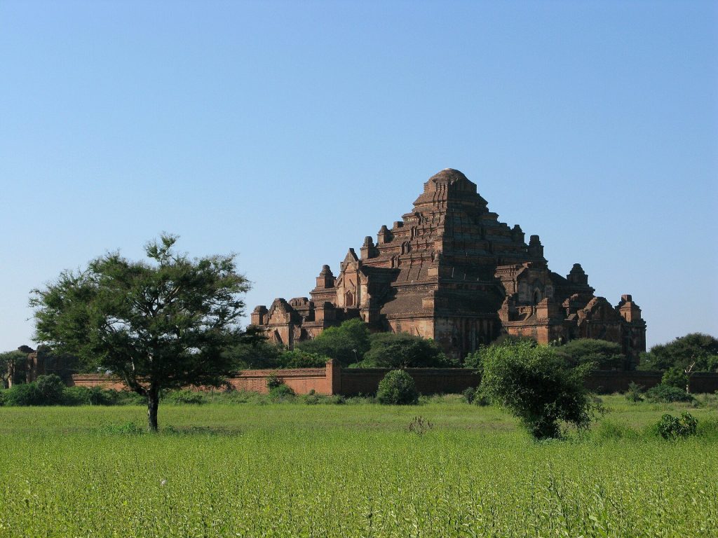 Dhammayangyi Temple: A Theravada Buddhist Temple in Bagan 3 Dhammayangyi Temple