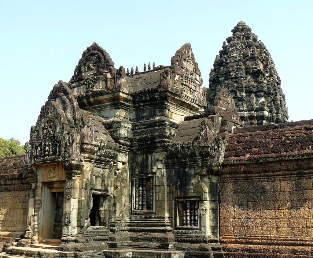 Banteay Samré: A Twelfth-Century Hindu Temple Complex at Angkor 3 Banteay Samré