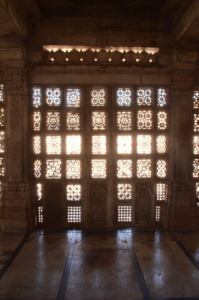 Ahmad Shah's Mosque: A Fifteenth-Century Royal Mosque in Ahmedabad 3 Ahmad Shah's Mosque