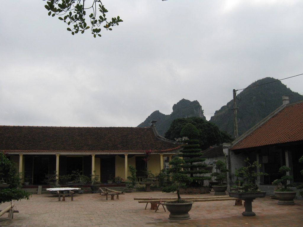 Nhất Trụ Pagoda: A Tenth-Century Buddhist Temple at Hoa Lư 4 Nhat Tru pagoda