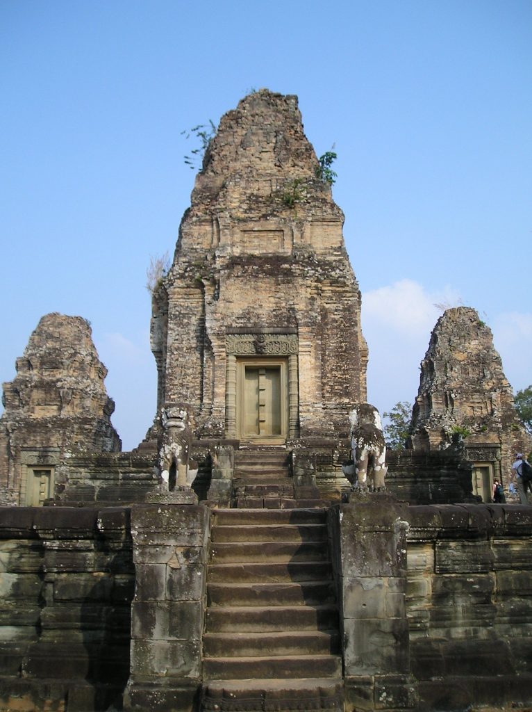 East Mebon: A Tenth-Century Hindu Temple at Angkor 1 East Mebon