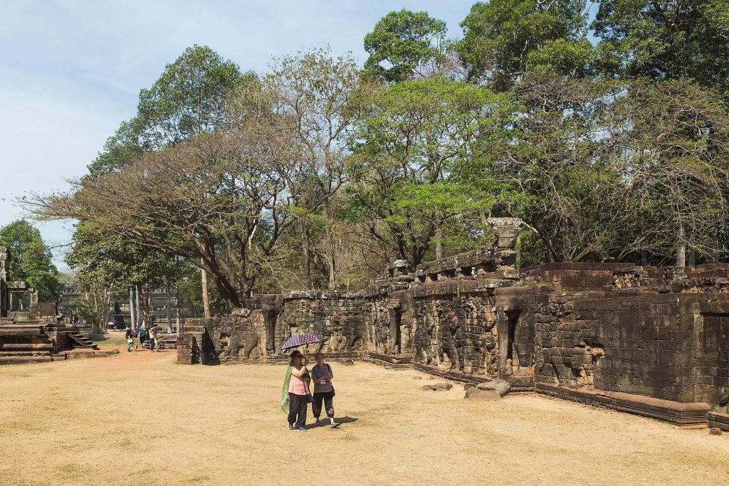 Terrace of the Elephants: A Ceremonial Platform at Angkor Thom 5 Terrace of the Elephants