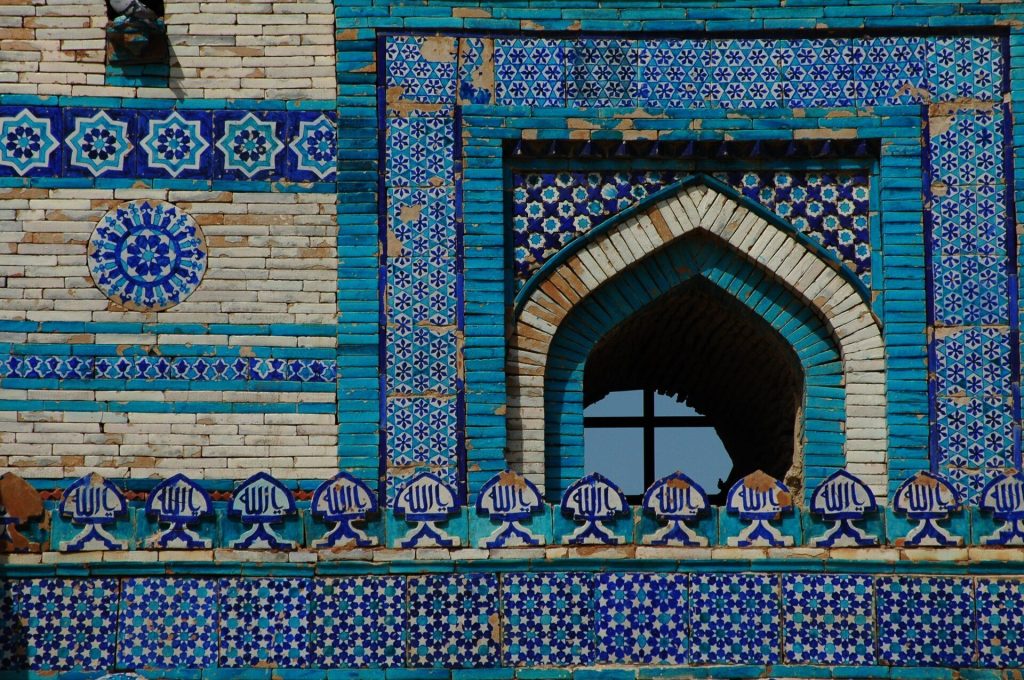 Tomb of Bibi Jawindi: A Fifteenth-Century Sufi Mausoleum in Pakistan 3 tomb of Bibi Jawindi