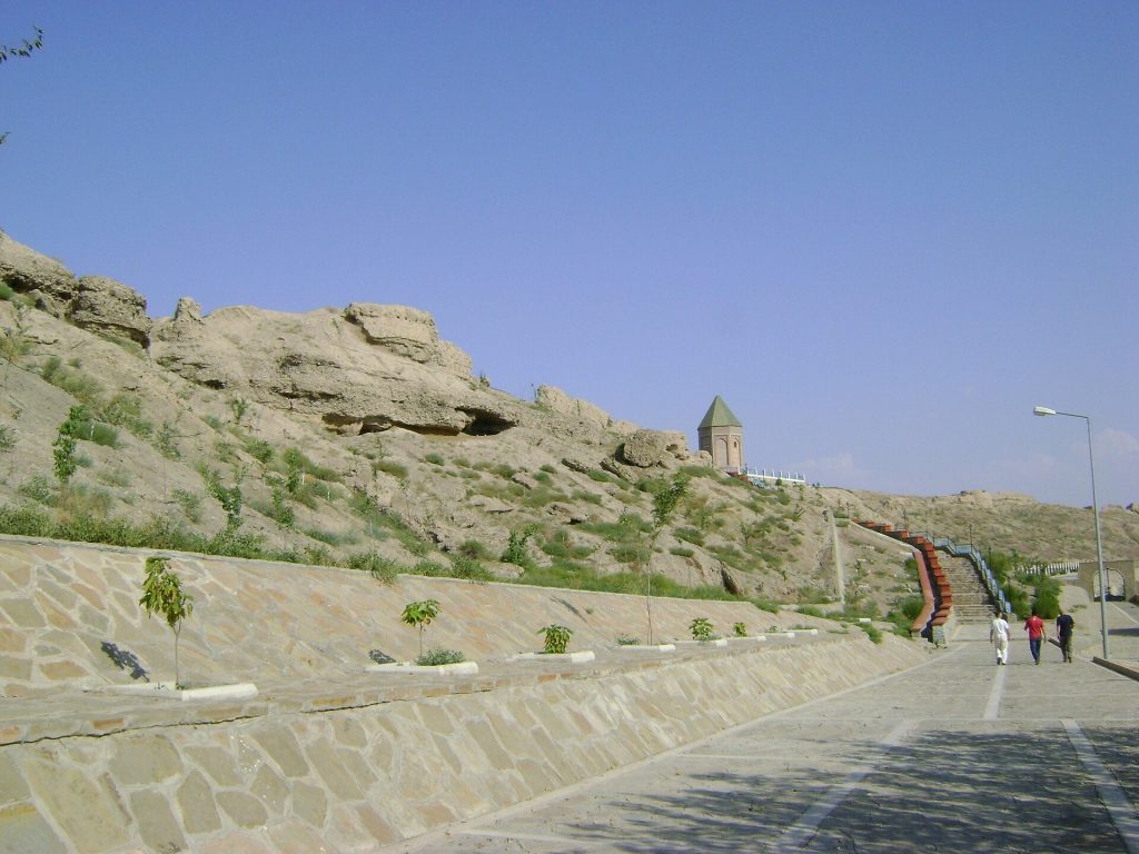 Yezidabad Castle: An Early Medieval Fortress in Nakhchivan 3 Yezidabad castle