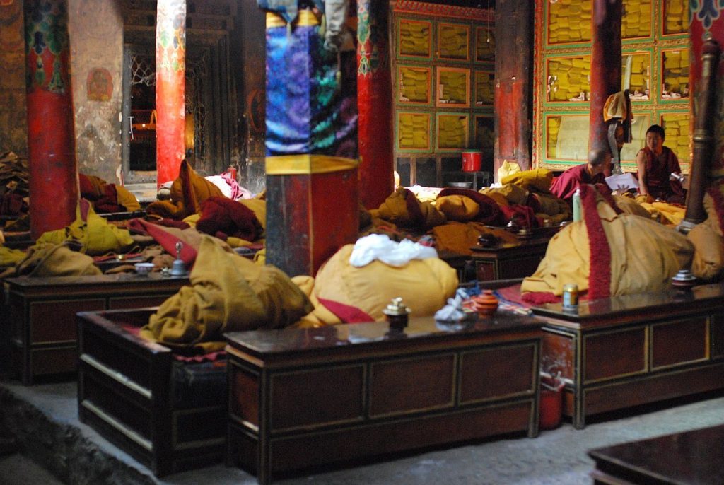 Shalu Monastery: A Tibetan Buddhist Center of the Shalu Tradition 2 Shalu Monastery