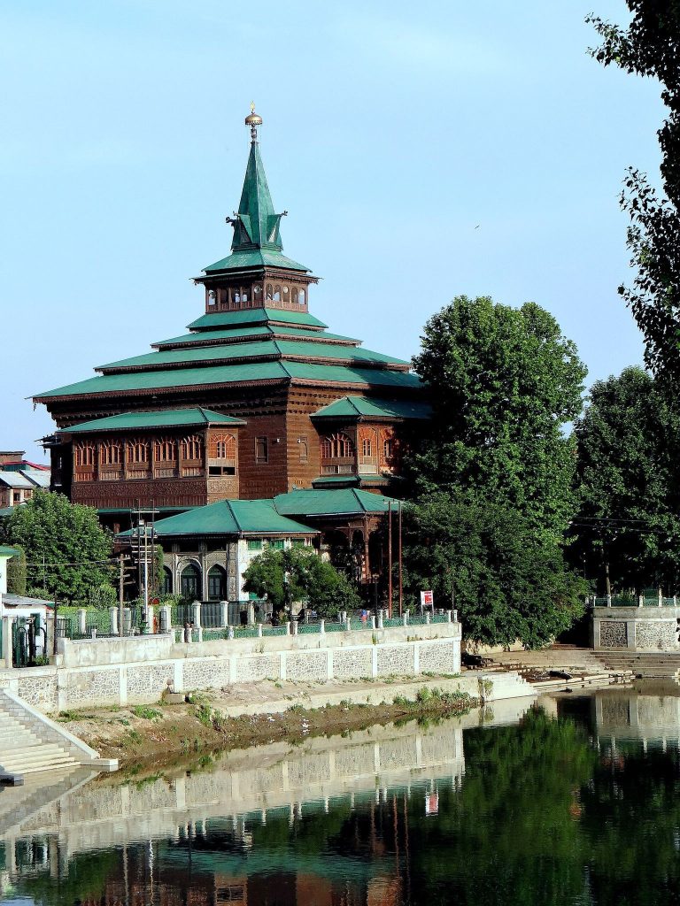 Shah Hamadan Mosque: A Historic Khanqah in Srinagar