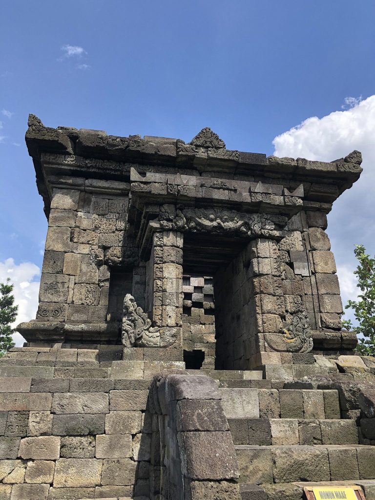 Badut: An Eighth-Century Hindu Temple in East Java 2 Badut