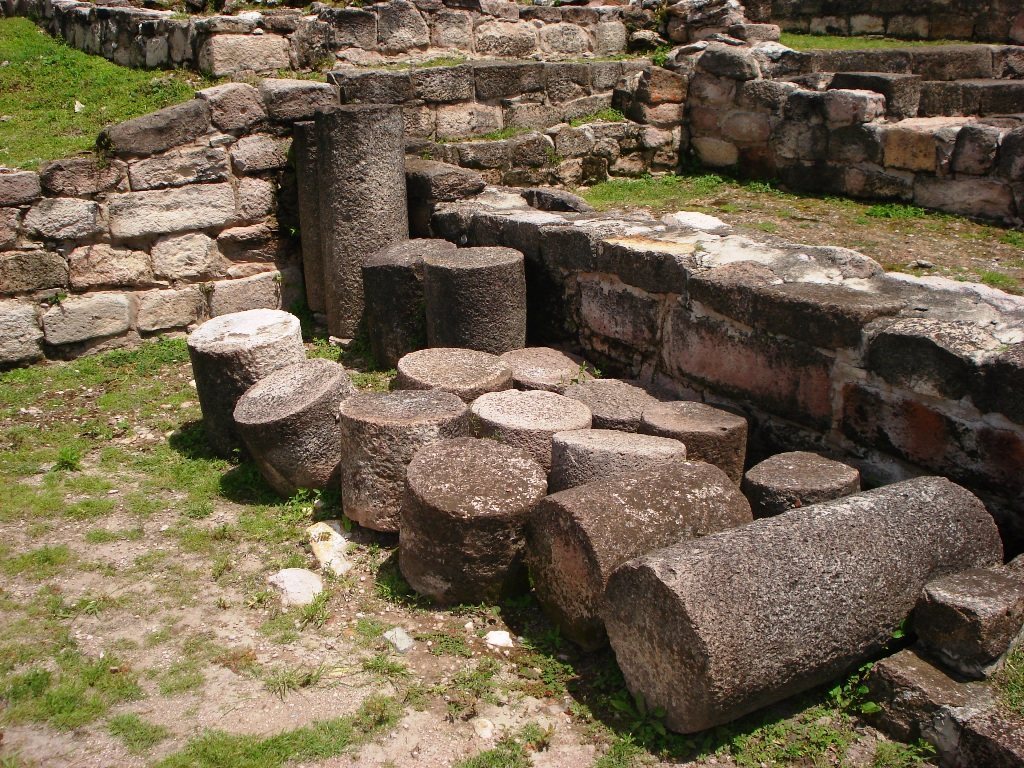 Cuetlajuchitlán: A Mesoamerican Archaeological Settlement in Guerrero 3 Cuetlajuchitlán