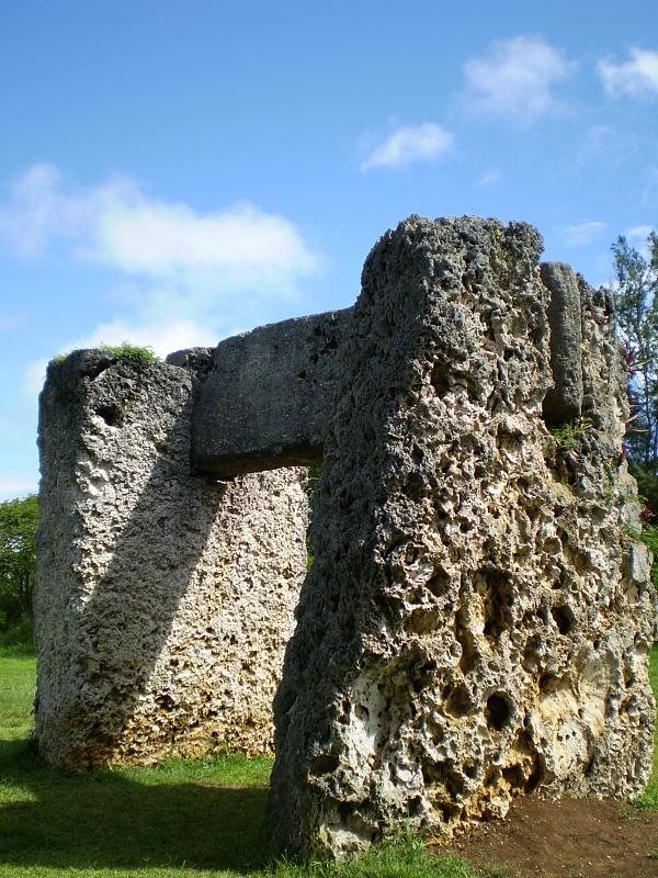 Ha'amonga 'a Maui: A Megalithic Trilithon in Tonga 2 Ha'amonga 'a Maui