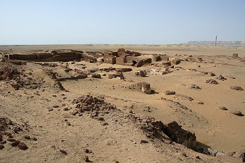 Kellis: A Hellenistic, Roman, and Byzantine Village in Egypt 2 Kellis