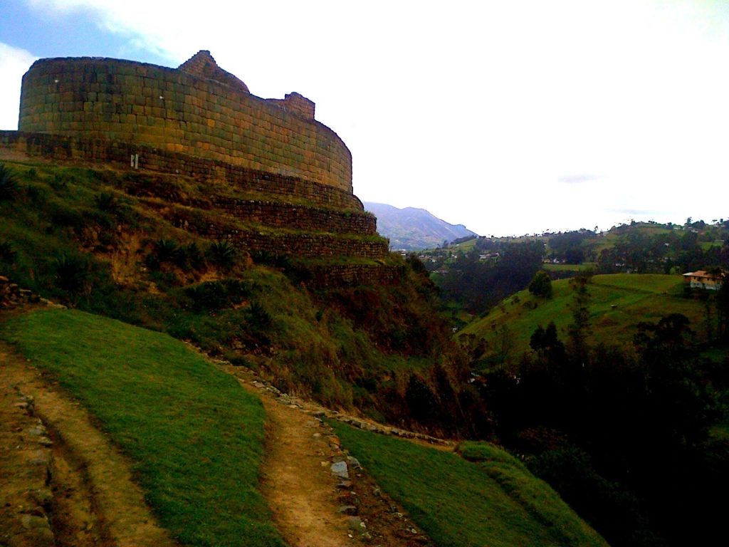 Ingapirca: A Cañari-Inca Archaeological Complex in Ecuador 4 Ingapirca