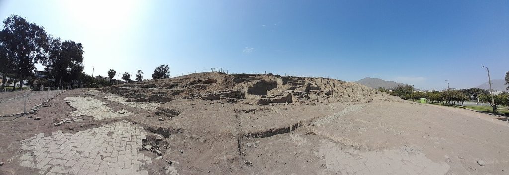 Huaca Melgarejo: A Lima Culture Ceremonial and Administrative Complex in Peru 2 Huaca Melgarejo