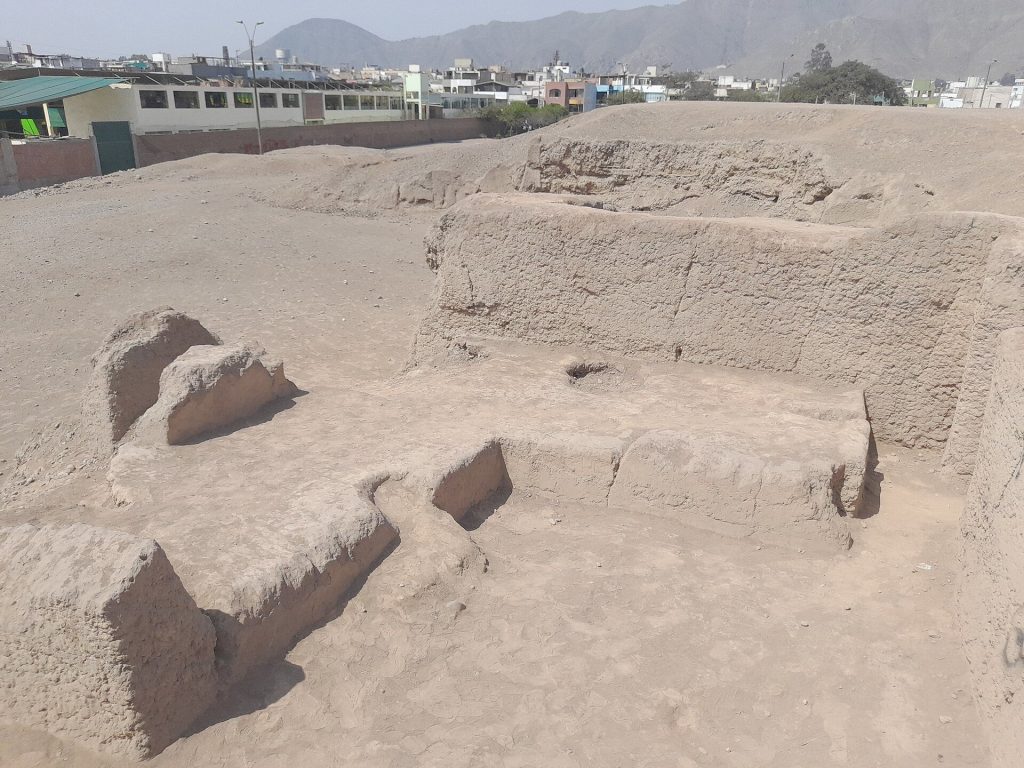 Huaca Melgarejo: A Lima Culture Ceremonial and Administrative Complex in Peru 4 Huaca Melgarejo