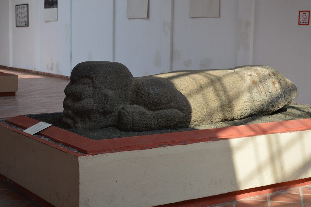 Tres Zapotes: An Olmec, Epi-Olmec, and Classic Veracruz Archaeological Center 4 Tres Zapotes