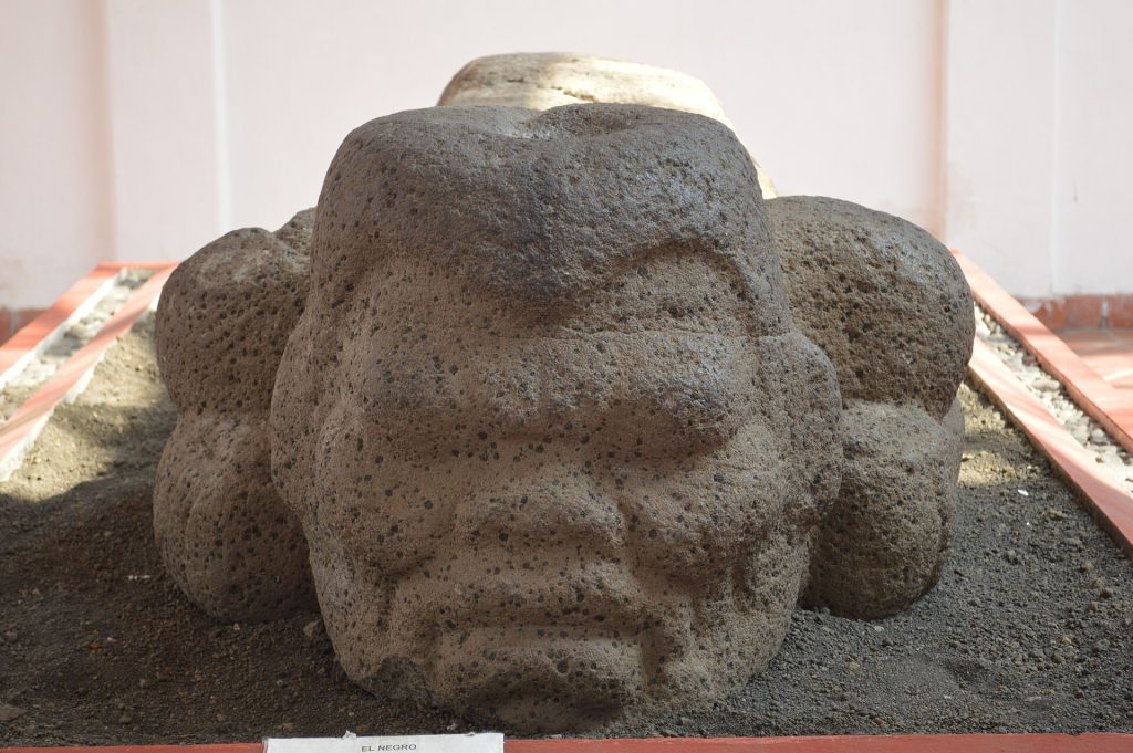 Tres Zapotes: An Olmec, Epi-Olmec, and Classic Veracruz Archaeological Center 5 Tres Zapotes