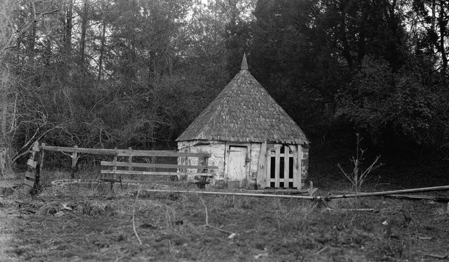 Denbigh Plantation Site: An Early Colonial Archaeological Site in Virginia 1 Denbigh Plantation Site