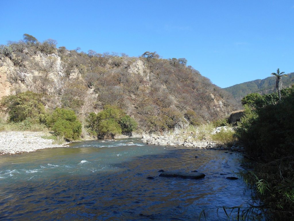 Chutixtiox: A Fortified Late Postclassic Maya Settlement in Guatemala 2 Chutixtiox