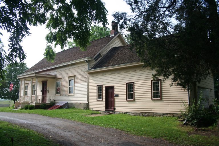 Van Wyck Homestead: A Dutch Colonial House and Revolutionary War Depot Headquarters