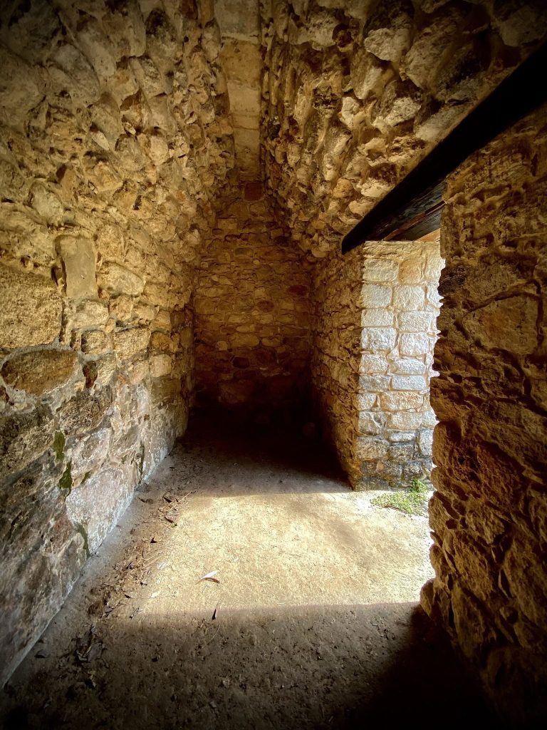 Ek' Balam: A Maya Urban and Political Center in Yucatán 3 Ek' Balam